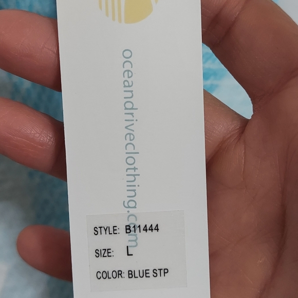 Ocean drive hoodie women's size large and xl - Picture 5 of 9